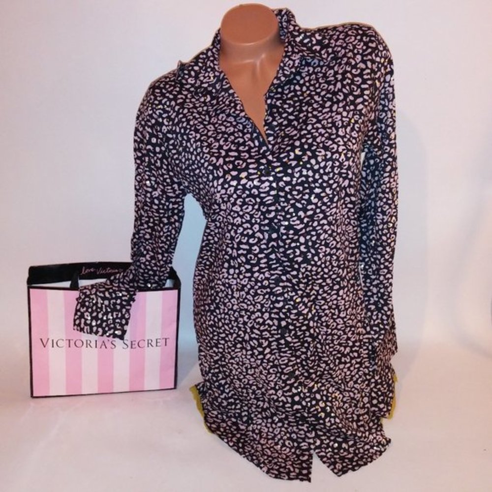 Victoria Secret Sleep Shirt XS Black Leopard Button Down Long Sleeve